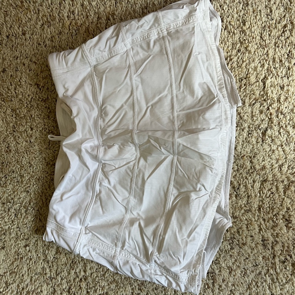 Lululemon White Pace Rival Skirt